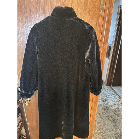 ST JOHN BY MARIE GRAY REVERSIBLE FUR COAT EUC; SIZE L - Picture 7 of 9